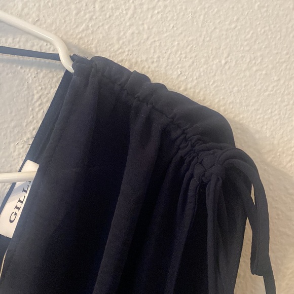 NWT Gilli deep vneck romper size small - Picture 7 of 8